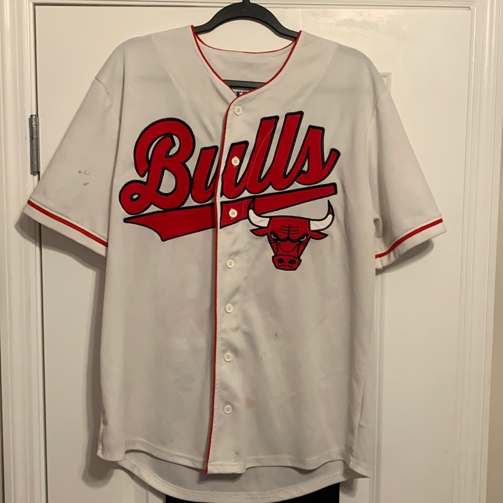 vintage chicago bulls button up jersey